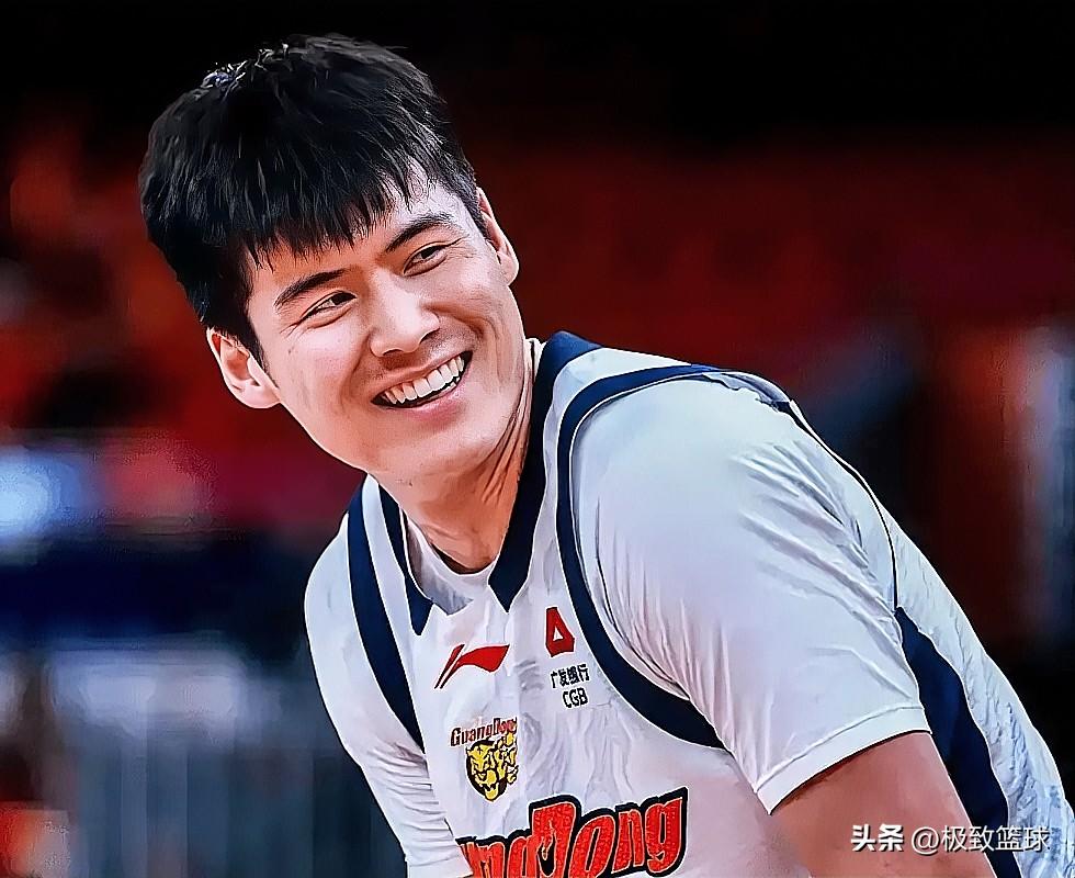 广东小将陈家政末节打疯了，14分钟狂砍20分，效率拉满太惊艳

3月25日，广东