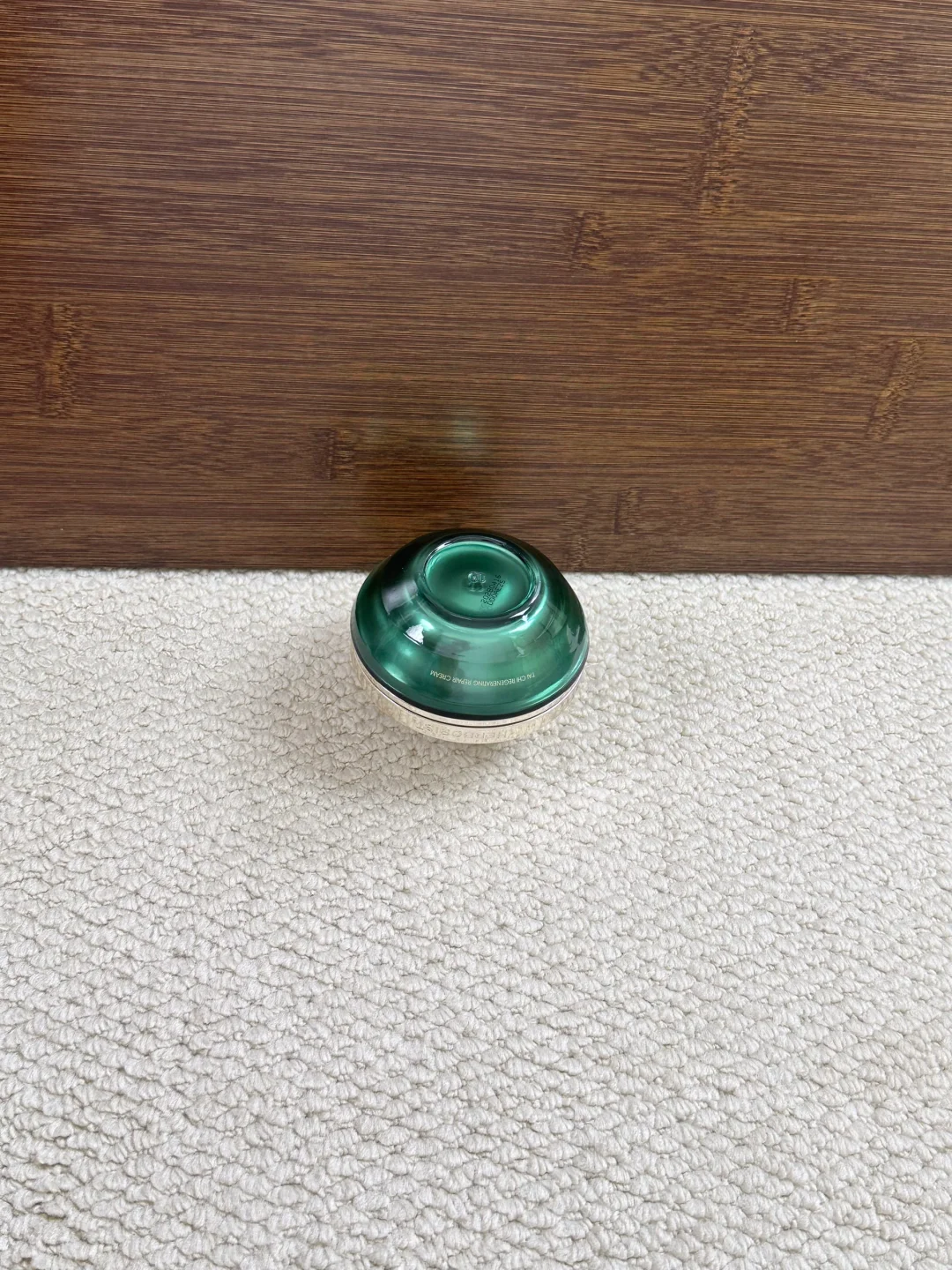 这怎么做到的，脸紧的不行…..