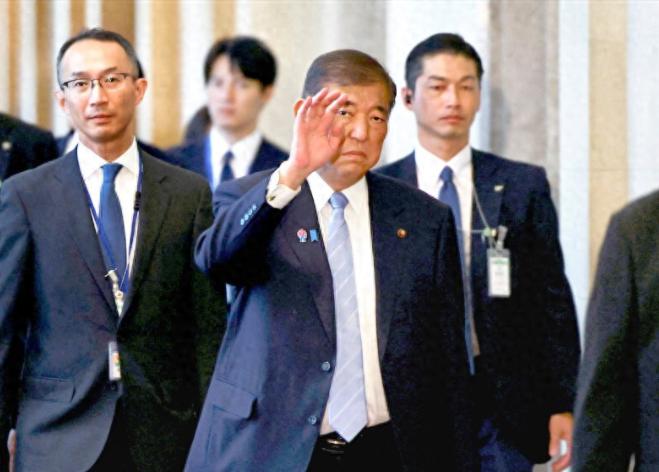 石破茂决定打破惯例，30年来第一次，中国等不到，日本迟来的道歉

就在昨天，石破