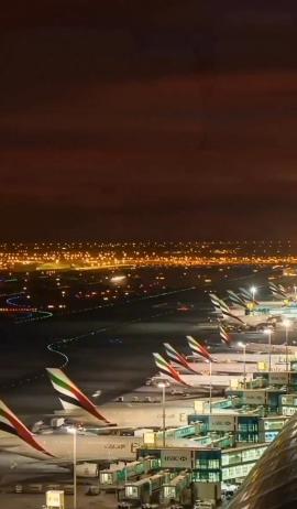 迪拜机场正在迅速复苏……过去84小时内，迪拜国际机场（DXB）和迪拜世界中心机场