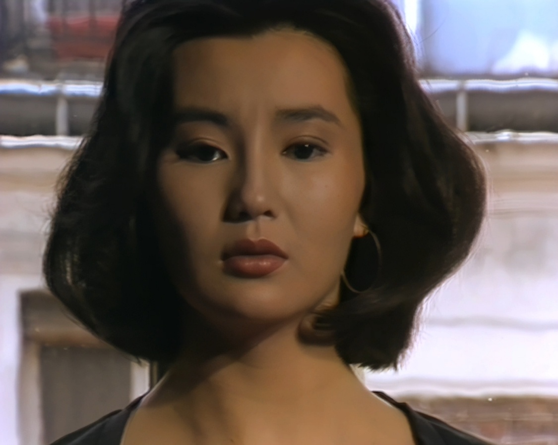 张曼玉[超话] 曼玉的眼睛太美了，哭戏好像星光点缀夜空‌。曼玉这双眼睛生的太动人