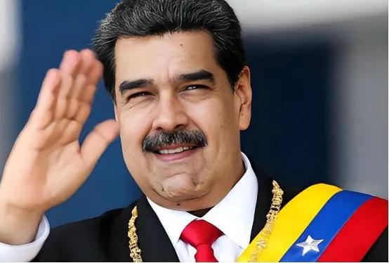 特朗普估计气的脸都青了
 
​​本以为把马杜罗抓走，委内瑞拉这下要彻底跪了。但他