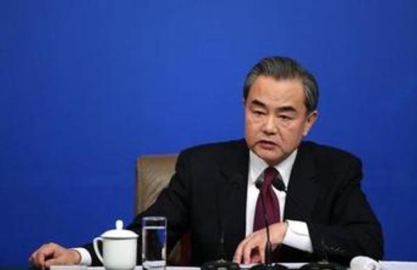 7月10日下午的外交部例行记者会上，有一条消息被不少人轻轻带过。发言人毛宁用很平