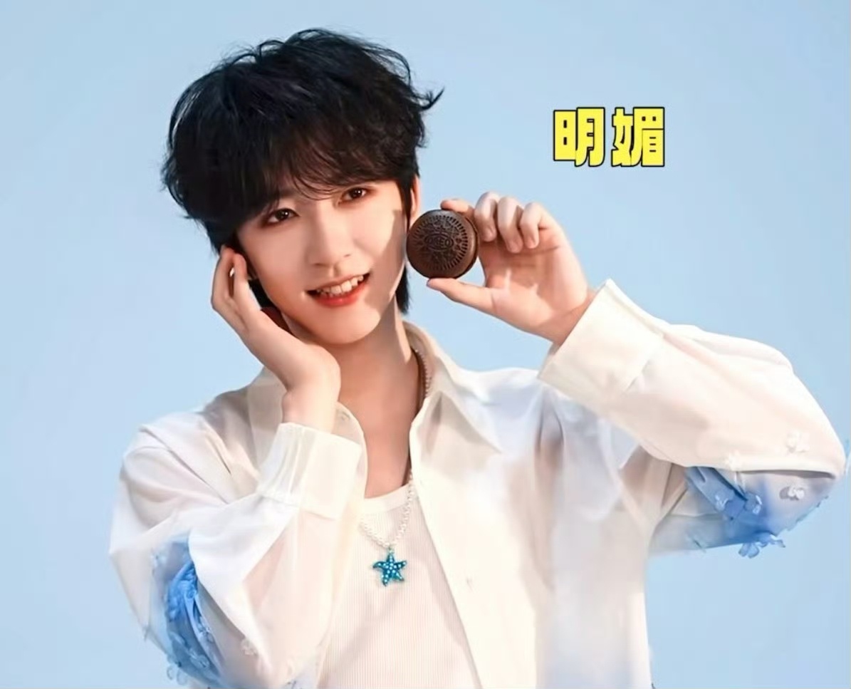 小贺贺就这样悄悄萌翻所有人