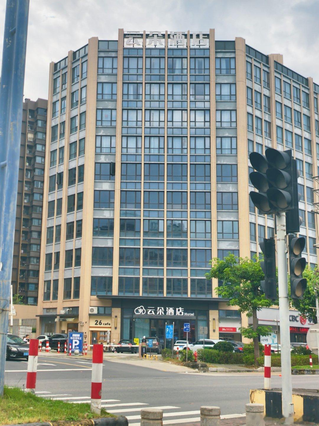 中山商业城建观察录 神湾第一家麦当劳🍟，目前还有哪些镇区空缺麦当劳？ ​​​