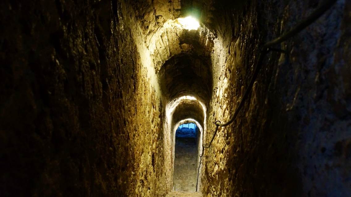 随手拍  📍布朗城堡位于罗马尼亚中西部，它的另一个更被人熟知的名字就是——德古