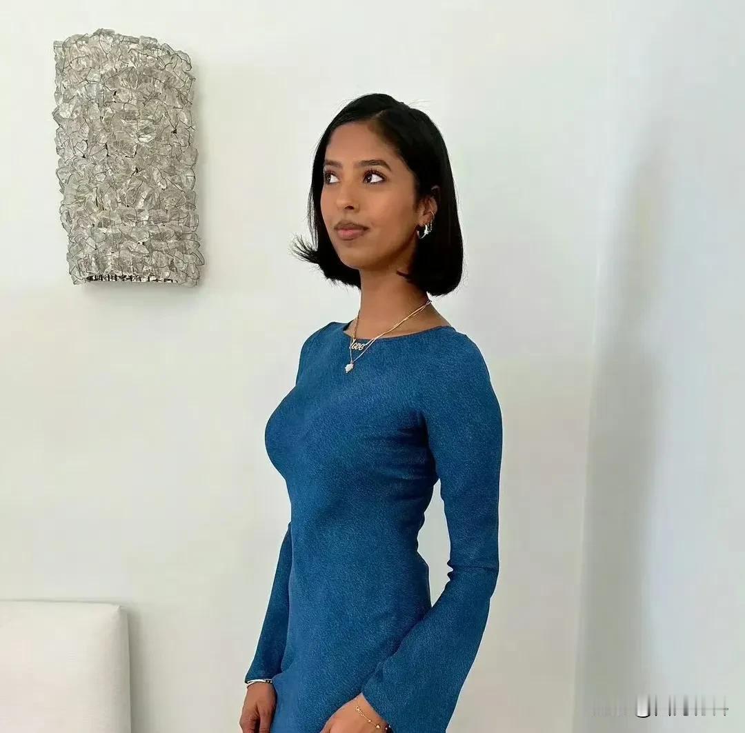 #春日生活打卡季#科比大女儿娜塔莉娅越来越瘦了，据说瘦了110斤[泪奔]
真是为