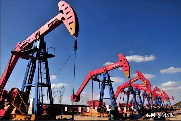 衣服涨价15%？一种新的消费观，正在加速到来！

这几天，身边朋友见面都会讨论相