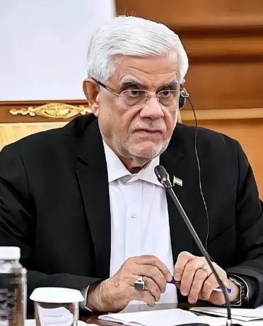 伊朗这次真的有高人指点，当这个措施一出来，美国直接把美国整不会了。
 
一开始伊