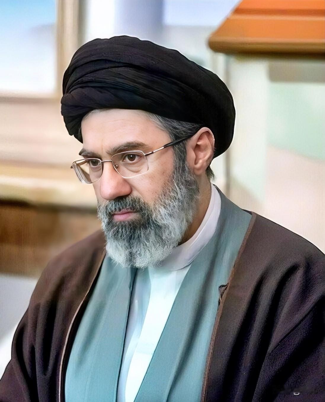 太体面了！伊朗新任最高领袖穆杰塔巴被选出后的第三天终于发表了公开声明，从内容上看