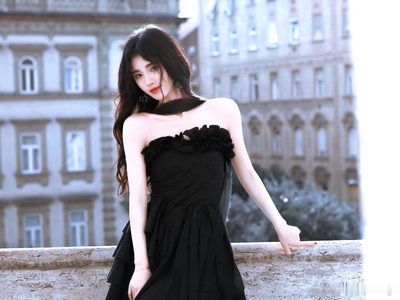 鞠婧祎  jjy鞠婧祎花间令 jjy鞠婧祎杨采薇“在某个不知名的角落许你岁岁平安
