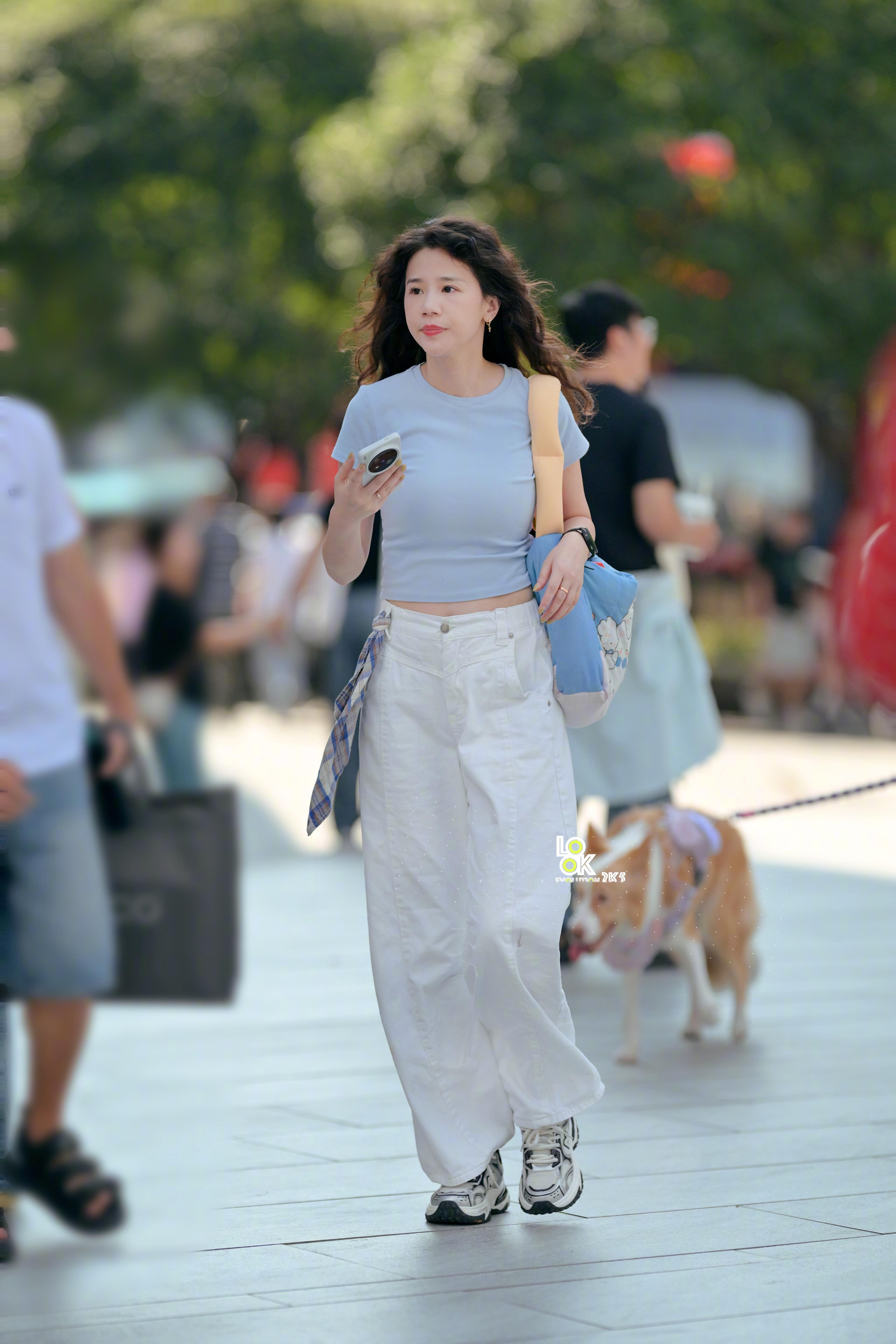 松弛感满满的穿搭 ​​​
