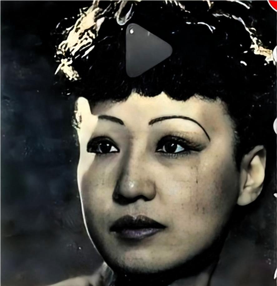 1937年的上海，第一交际花，也就是“上海舞后”李丽，被不少人视作依附权势的女子