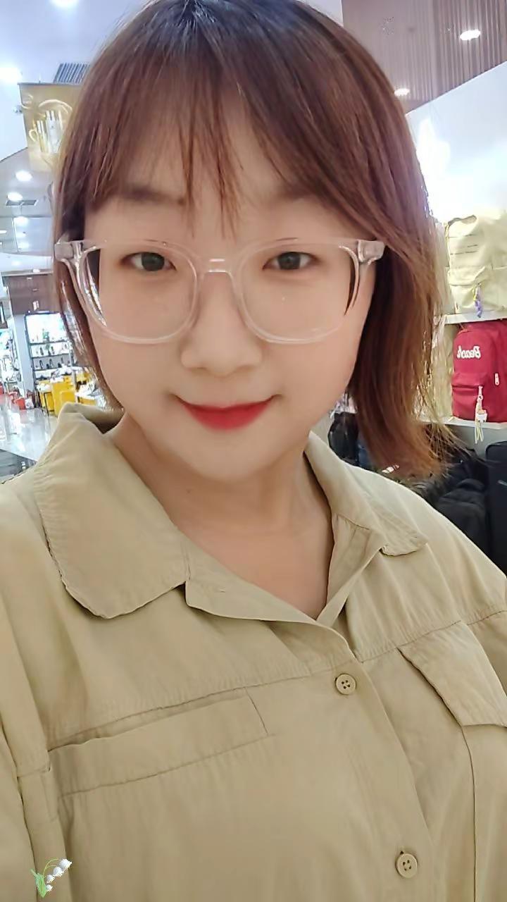 鲁迅：“我以为别人尊重我，是因为我很优秀。后来才明白，别人尊重我，是因为别人很优