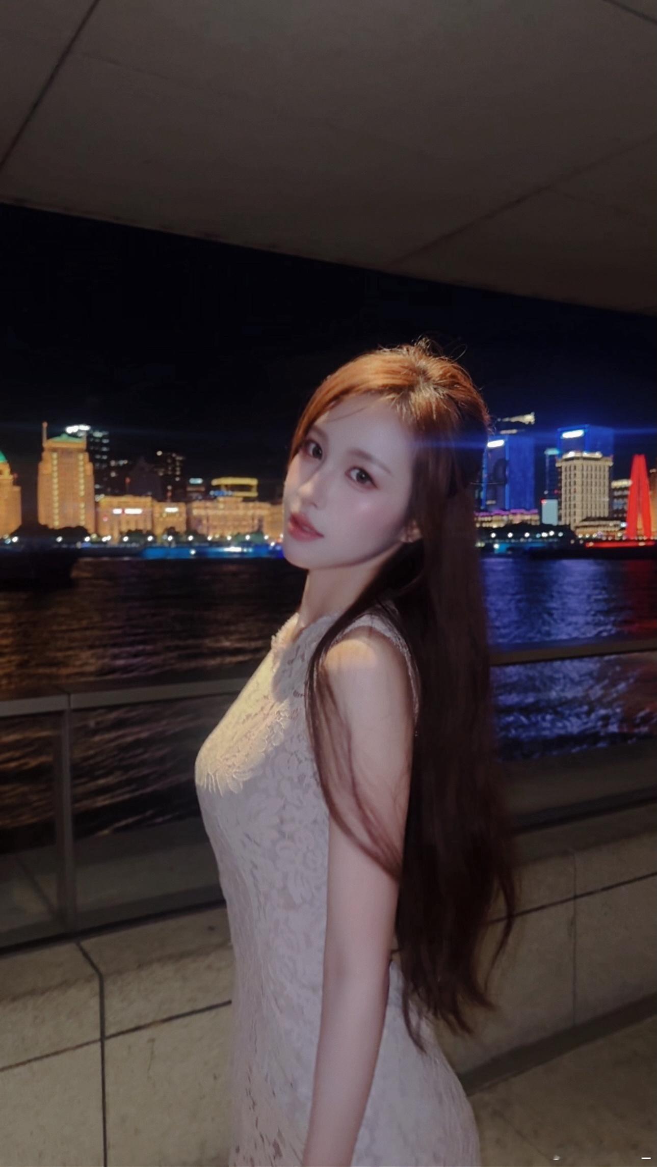 夜- ​​​