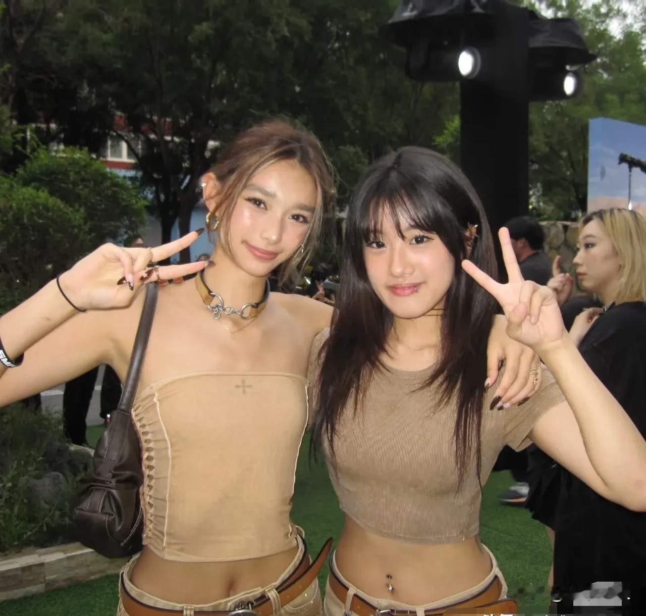 贾静雯女儿美照