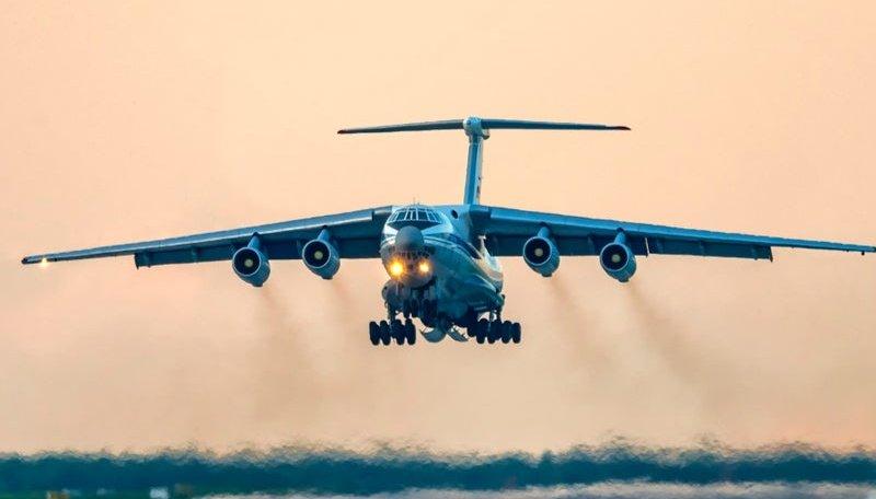 新闻快讯——过去48小时内，第五架搭载不明载荷的俄罗斯伊尔-76重型军用运输机已