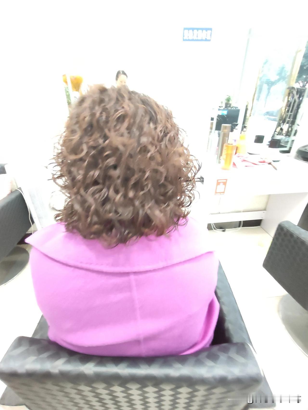 《80 后的你们，婚姻还好吗？》

时光的车轮滚滚向前，80 后们已然成为了社会