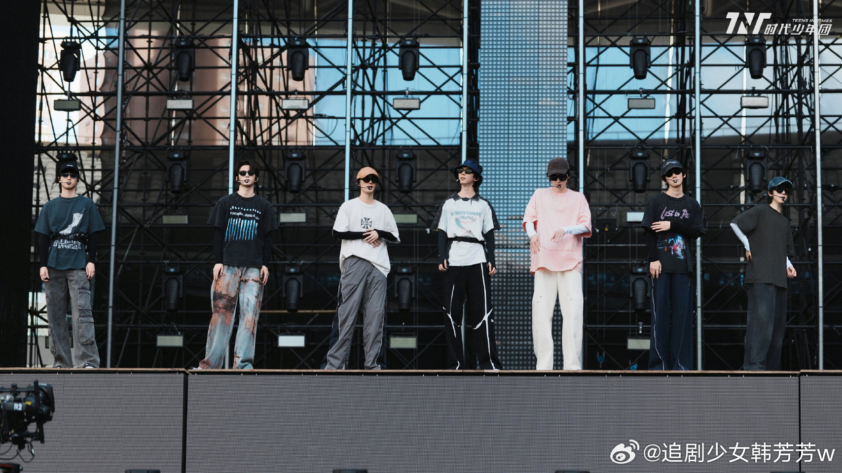 时代少年团精心设计的惊喜时代少年团上海演唱会彩排花絮照期待时代少年团精心设计的惊