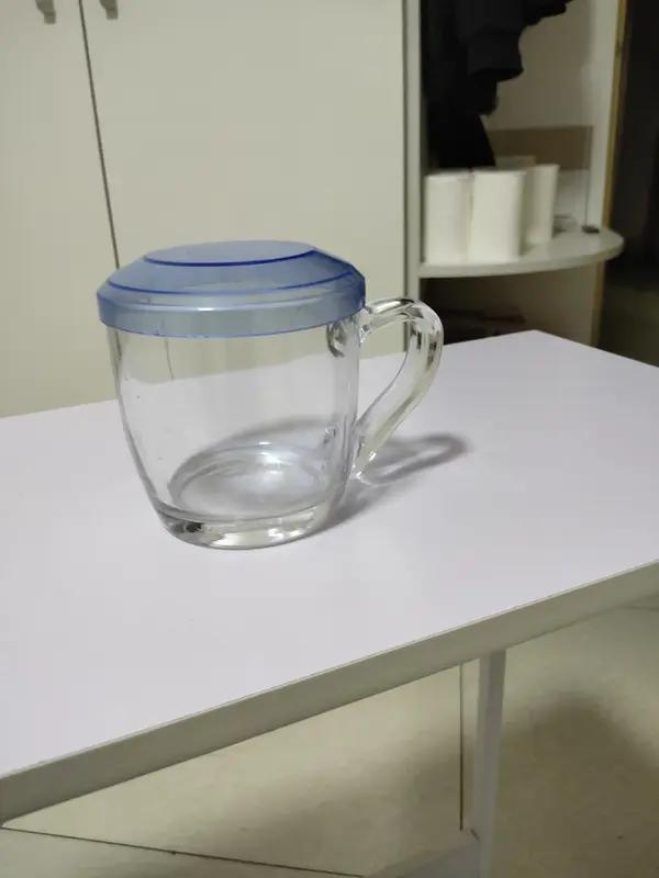 司顿的水杯值得推荐购买。它家水杯材质优秀，有304和316不锈钢两种，像304材