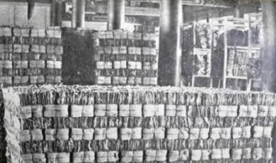 1921年，北洋政府将15万斤、装了8000个麻袋的明清两朝档案，当成废纸作价4