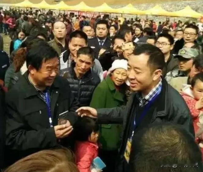 2015年，“中国最牛的县委书记”的陈行甲，将87名官员富商送进了监狱后，被恶意