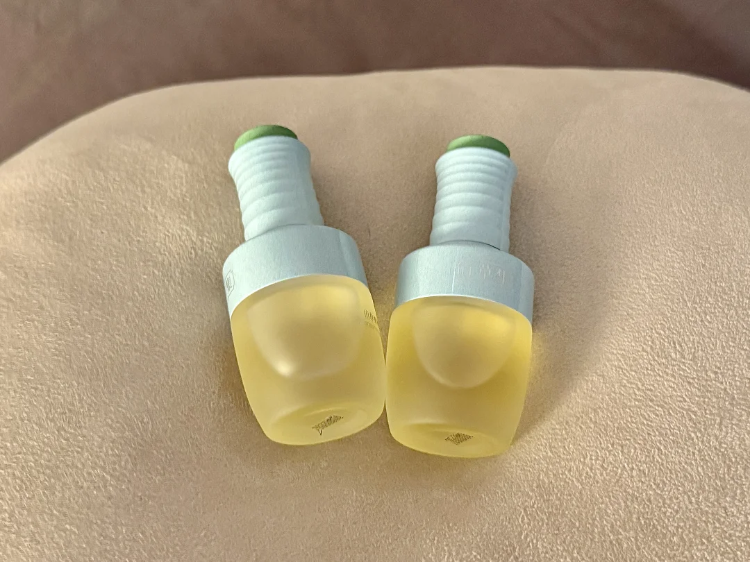 全世界的老垮脸都给我吻上来！！！！！