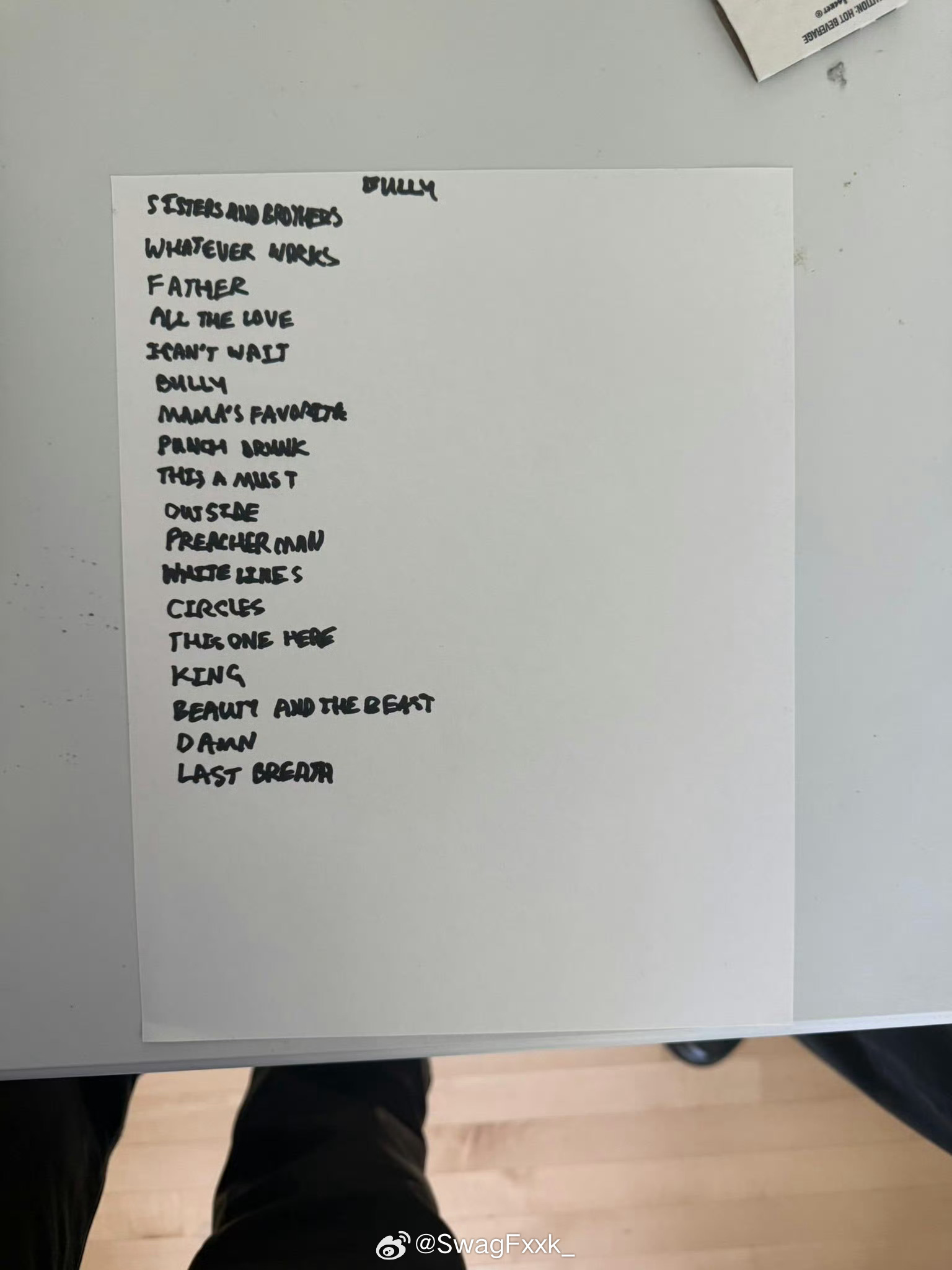 Kanye公布新专辑《Bully》歌曲名单！还表态没有AI参与，明天发布！今晚Y