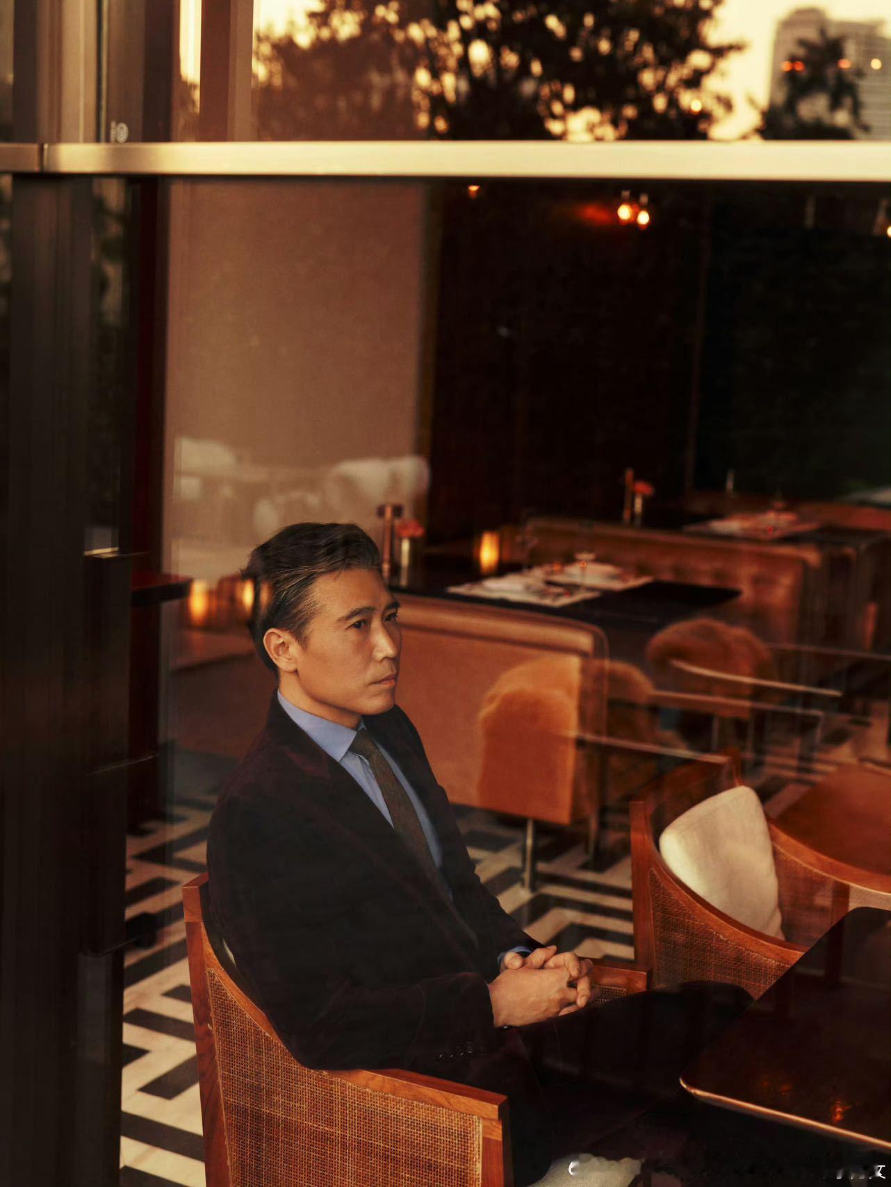 李乃文自曝曾被列为中戏四丑今夜喜友秀 李乃文讲自己年轻时被列为中戏四丑，语气轻松