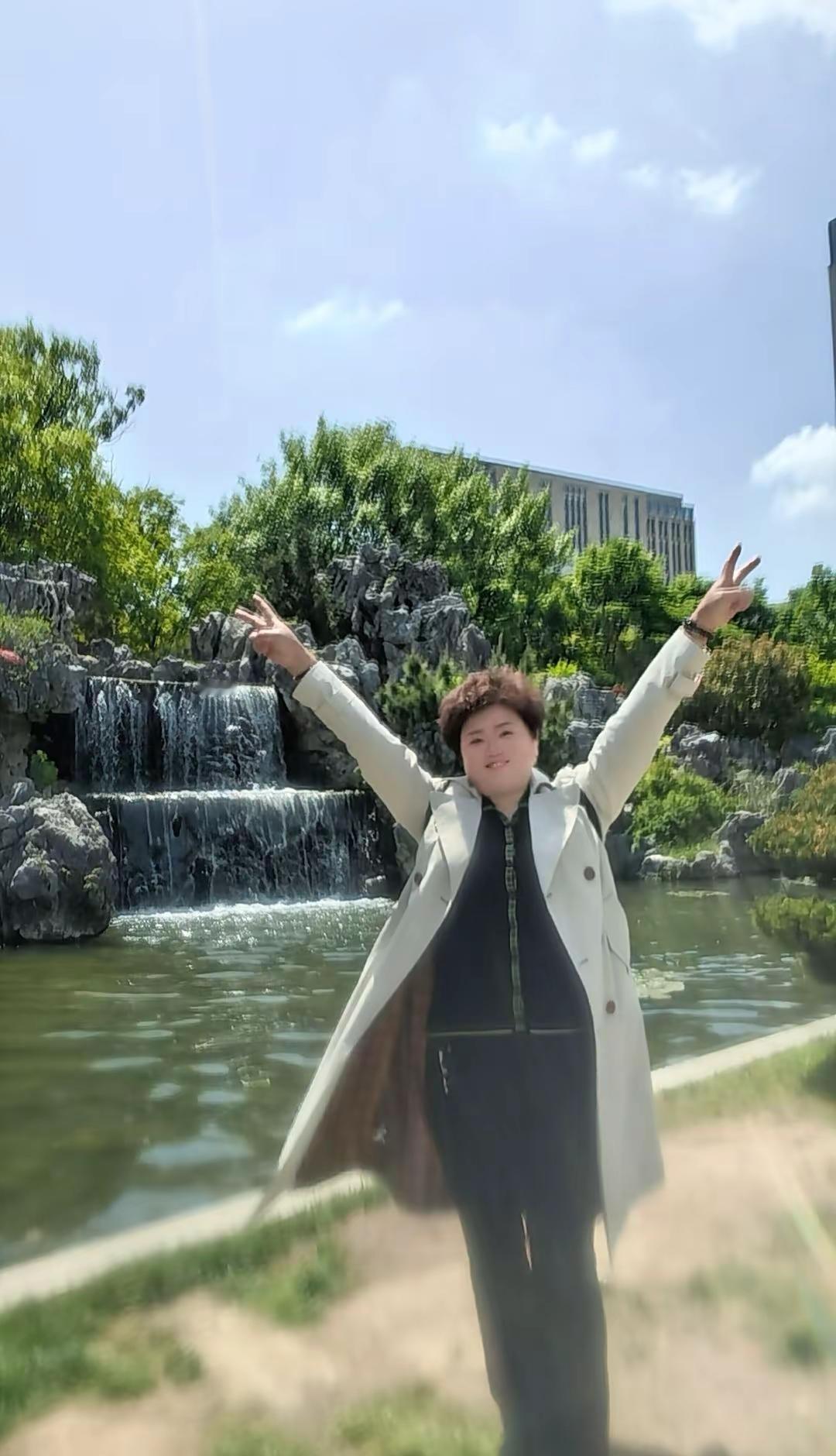 从前我估计这个估计那个，现在谁都不顾了，我要起飞了😀😀