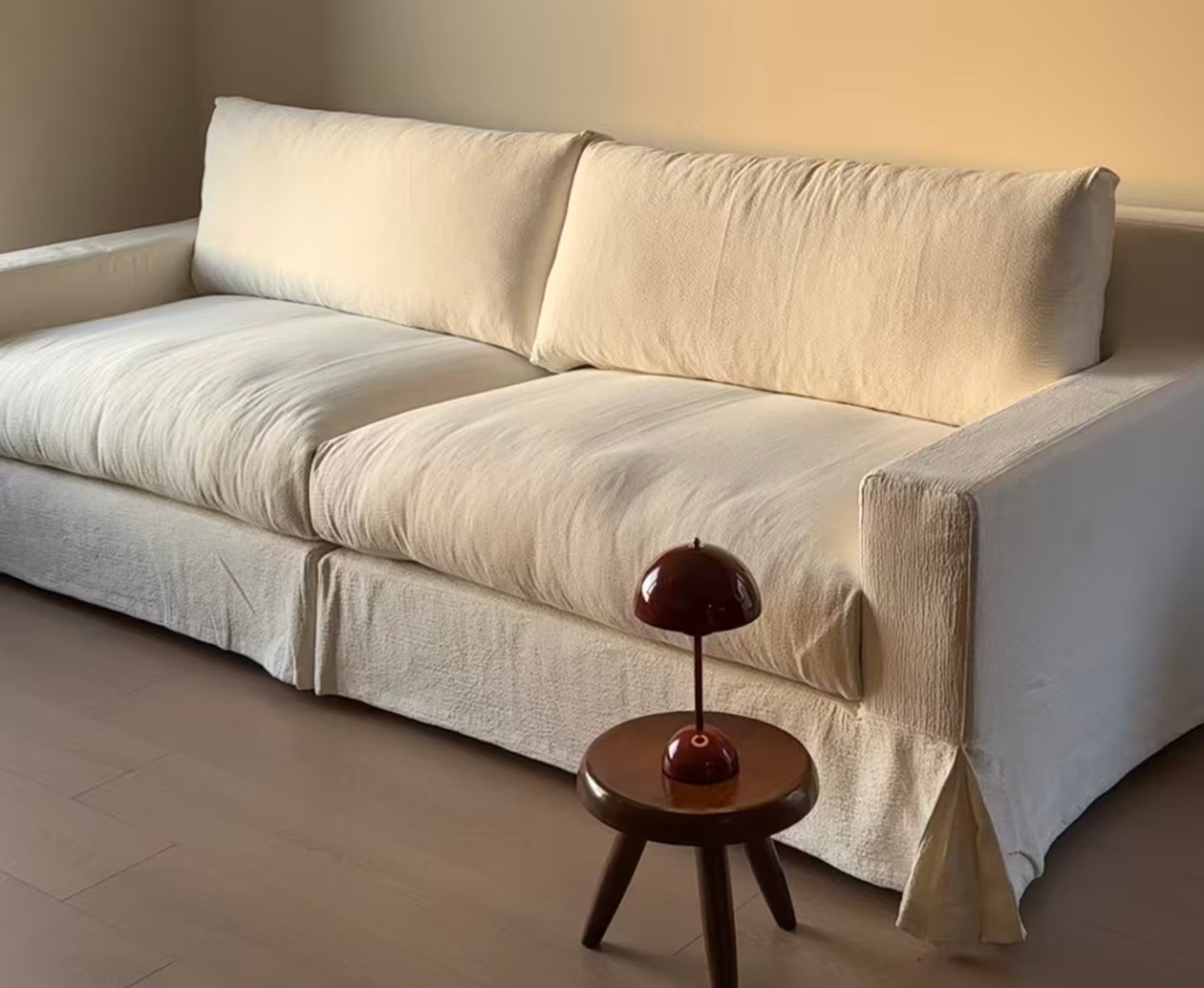 那我感觉这护城河也太浅了吧？冰箱彩电大沙发有啥技术含量，只要会堆料就跨进去了，叫