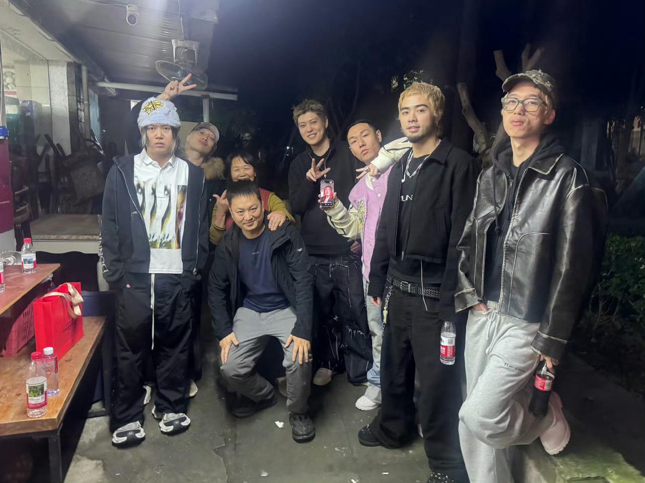 Digi Ghetto晒出最新大合影🔥大团建了！digighetto ​​​