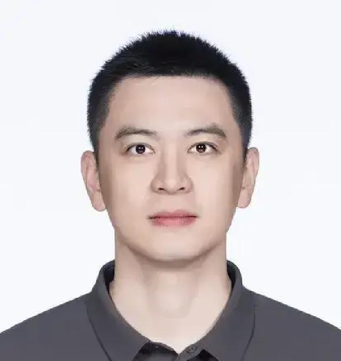 杨鸣故意输掉这场球。
 
不是战术失误，是他亲手按下的战略开关。
 
你看这组数