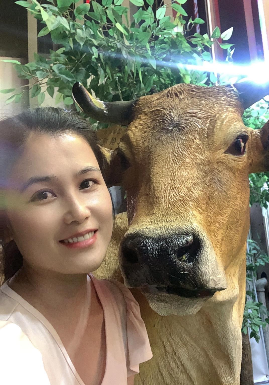一个字：加油干！一等二靠三落空， 一想二干三成功， 没有等出来的美丽...
