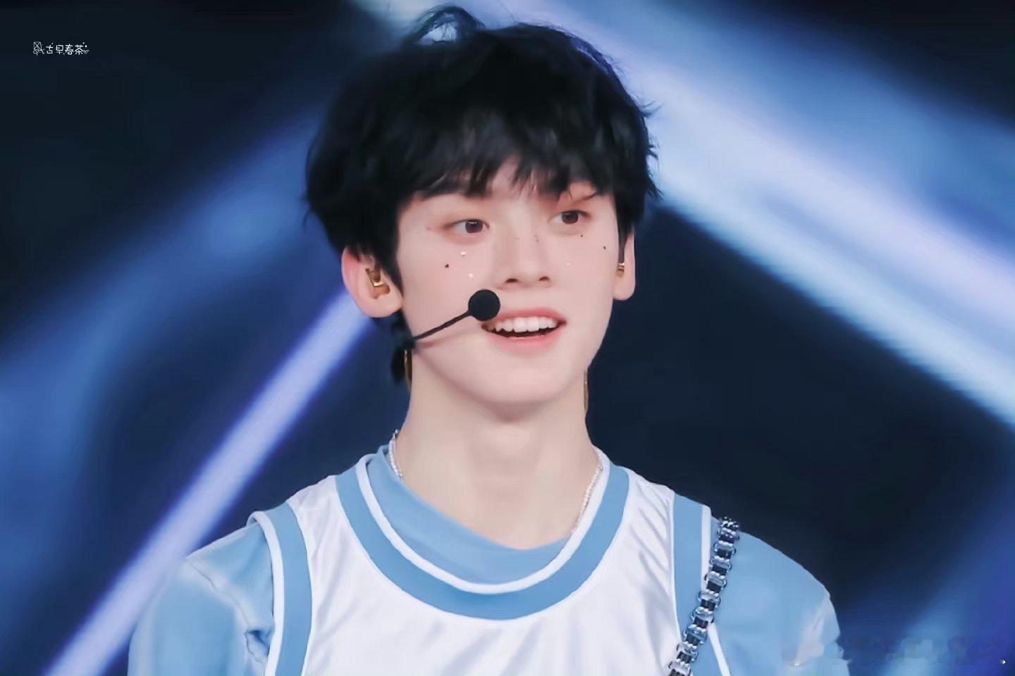 谁说gz没有帅哥，左航不就是吗 ​​​