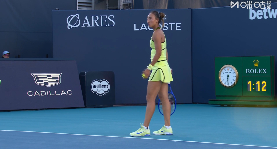 #郑钦文回应逆转凯斯# WTA1000迈阿密赛单打第三轮，郑钦文4-6、6-2、