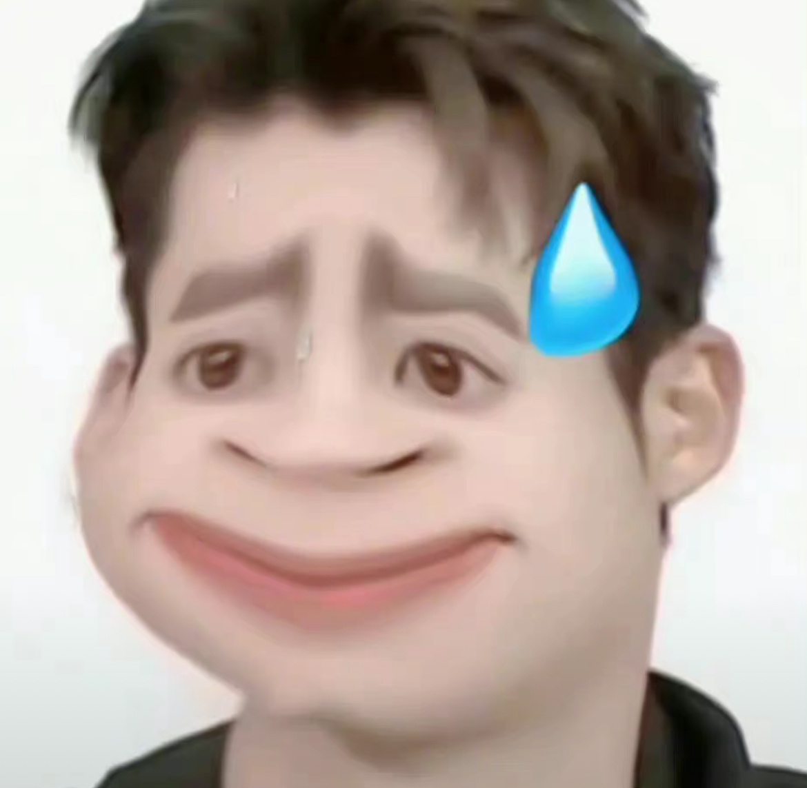 #王鹤棣退出我的主场节目录制#这个节目的咖位正常应该请不到王鹤棣的吧，感觉是棣棣