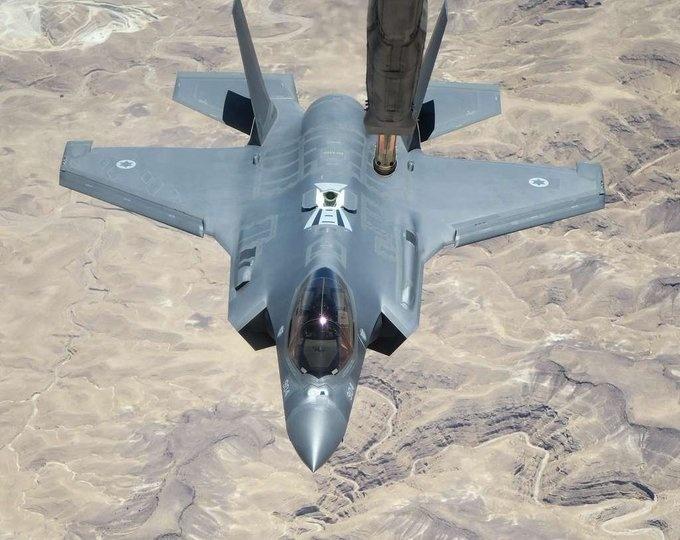 以色列使用 F-15 和 F-35 战机从红海向卡塔尔的哈马斯领导人发射远程导弹