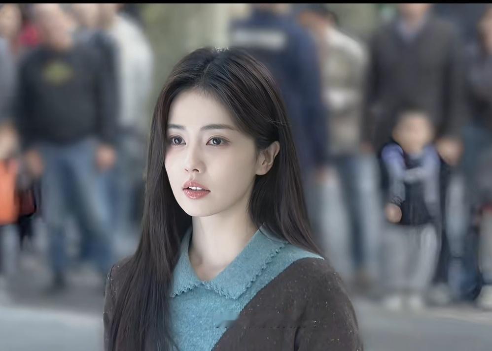 轻轻的，窝女神又美出了天际。。。 
