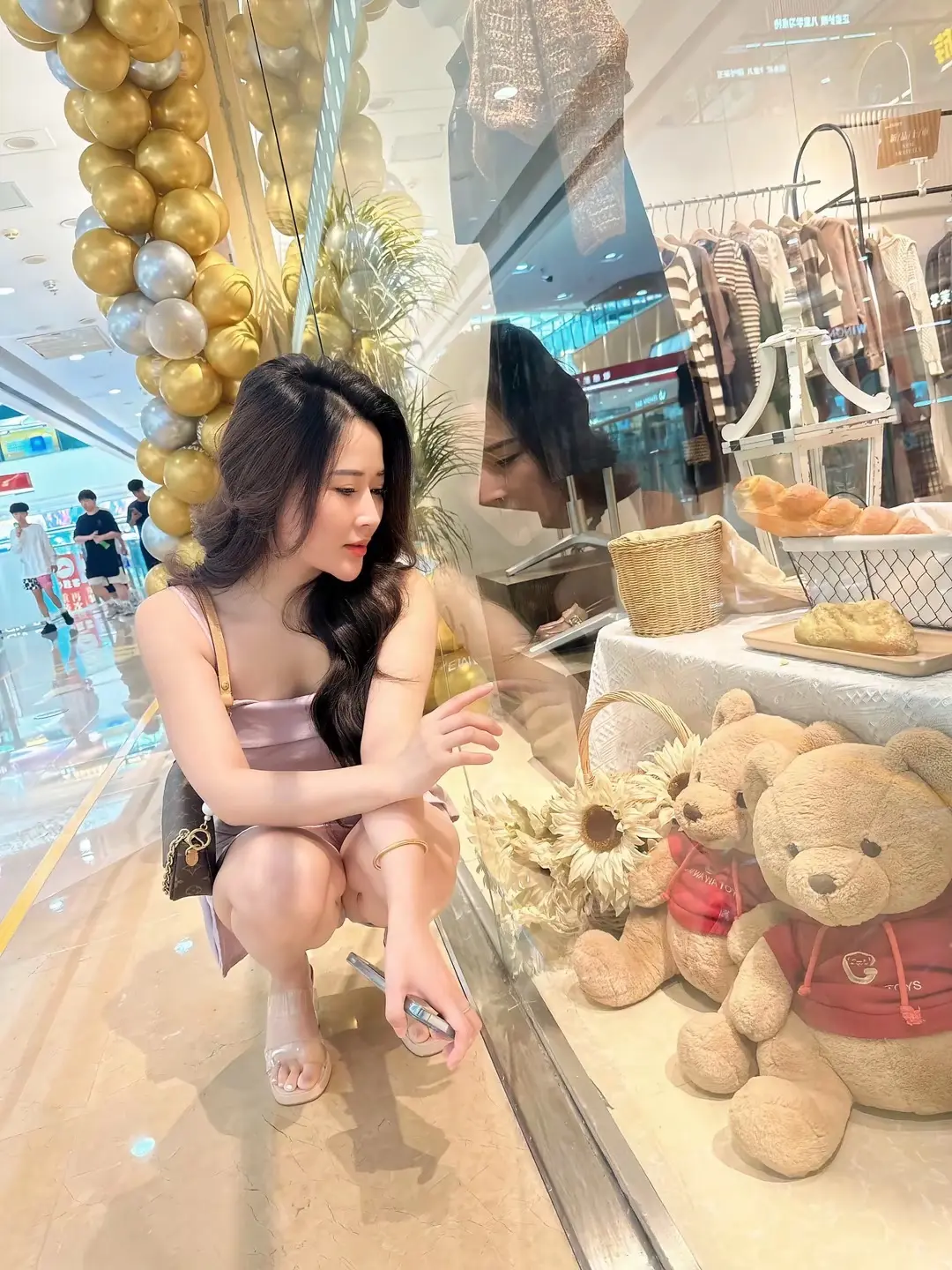 这个世界从来不缺让人心动的新鲜感 但是长久的陪伴属实难得
