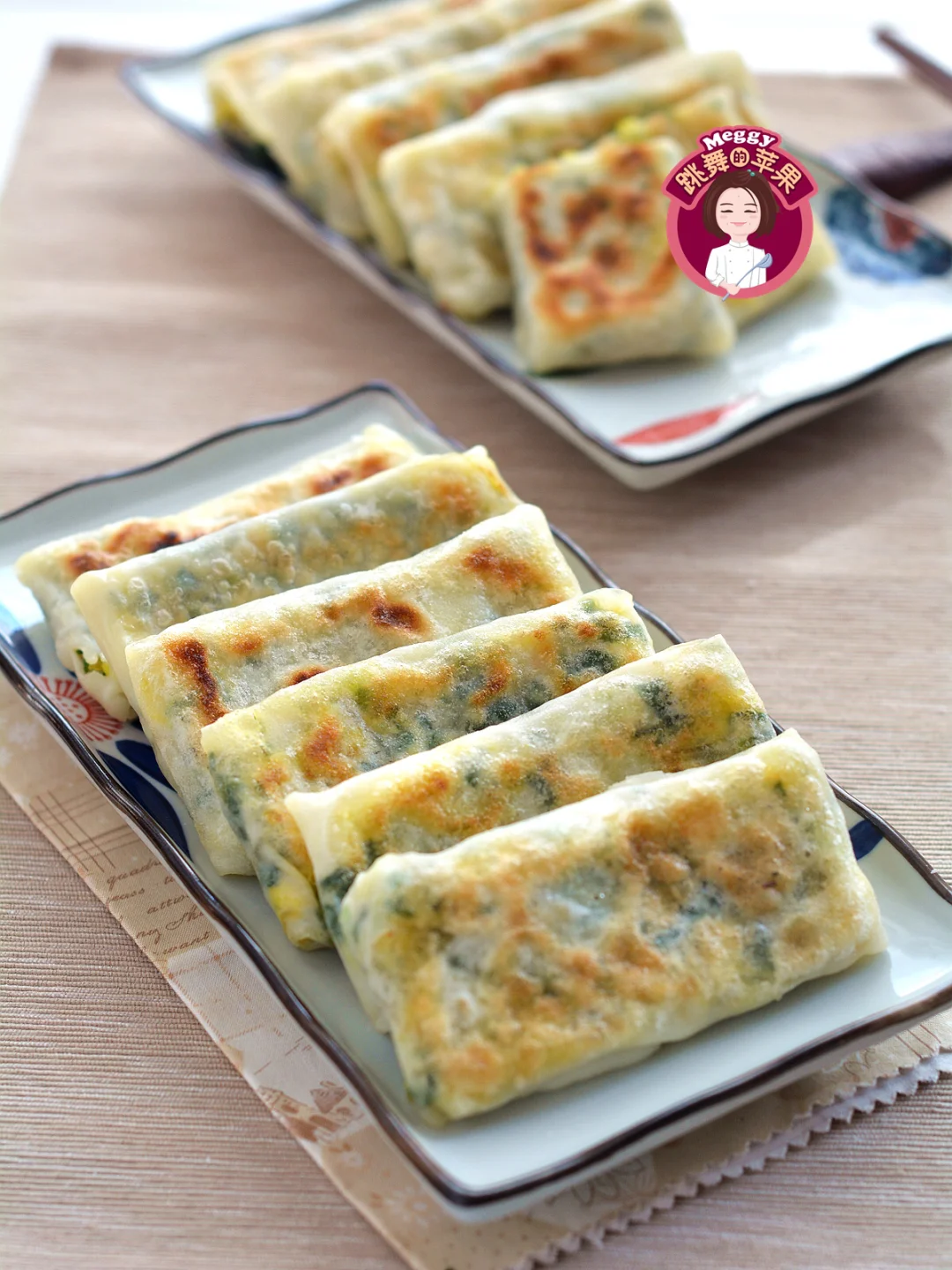 不用揉面的韭菜盒子，皮薄得能透亮