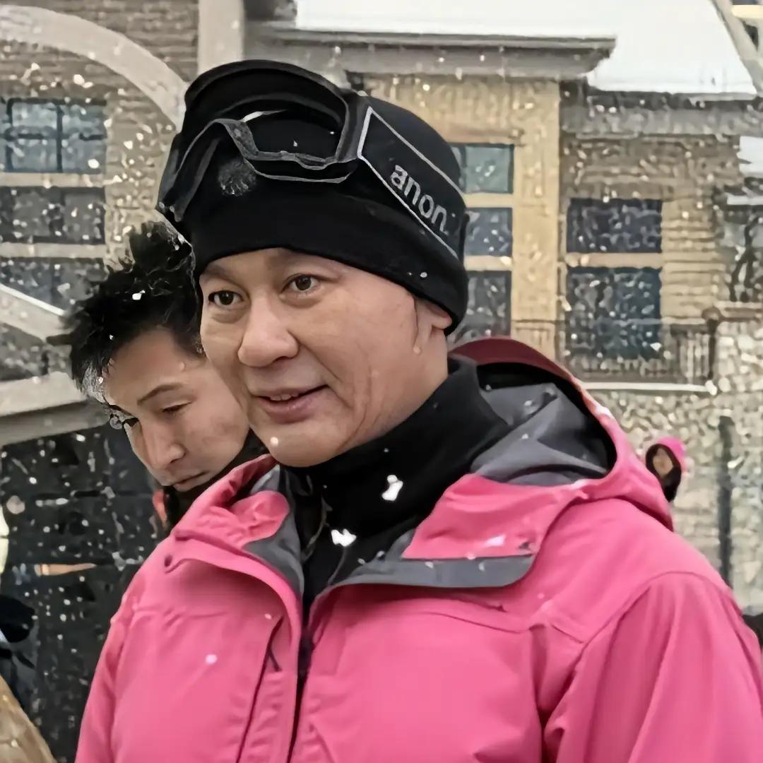 才47岁，他看起来怎么这么老？