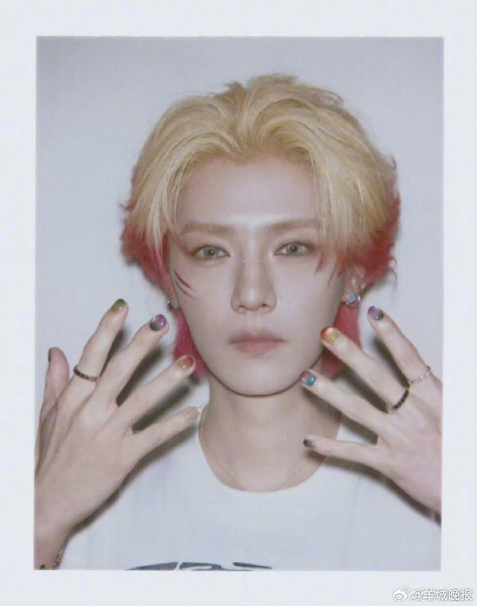 【内娱男星氛围感撕拉片，你pick谁？】撕拉片的魅力，在于那种略带粗粝却充满故事