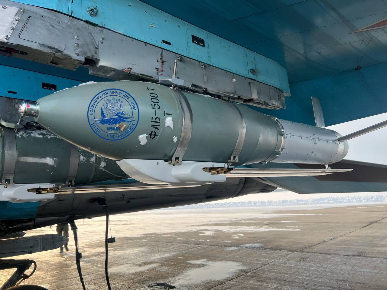 带火箭助推的UMPK套件被越来越多地用到FAB-500炸弹上了，以后爱国者想杀S