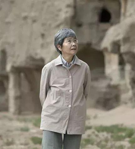樊锦诗：北大才女放弃京城户口，扎根敦煌40年——不是“苦行僧式坚守”，是用一根网