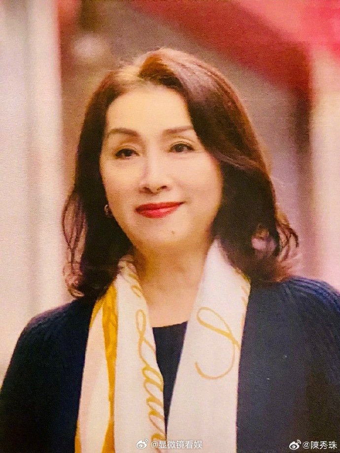 中国香港演员陈秀珠恢复自由身 发文表示自己已经恢复自由身，之后有工作可以联系自己