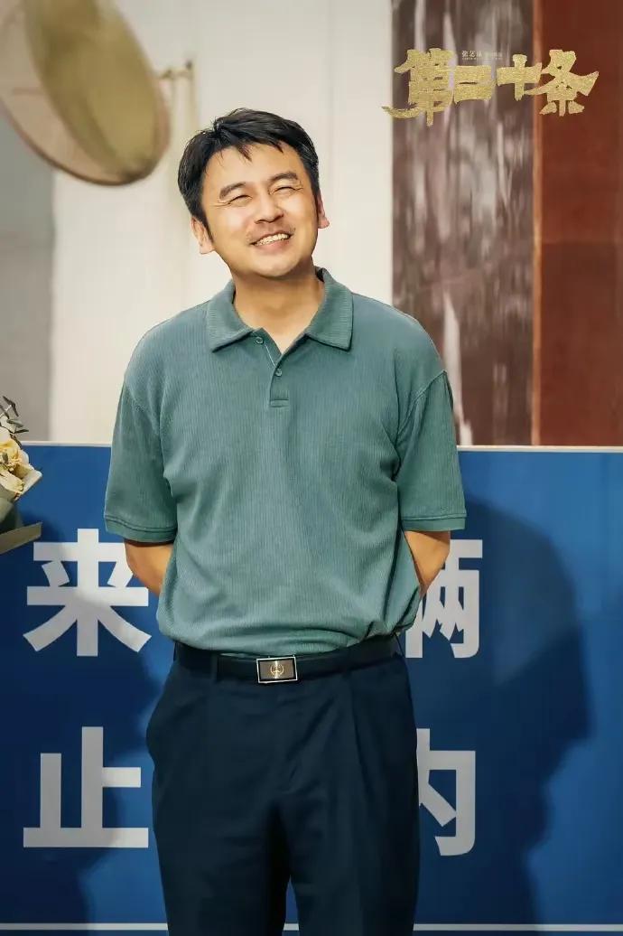 实至名归！雷佳音的首个金鸡奖诞生了。11月16日，据中国电影报道消息：恭喜雷佳音