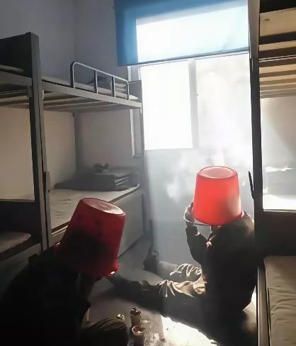 这个场景熟悉不[捂脸]