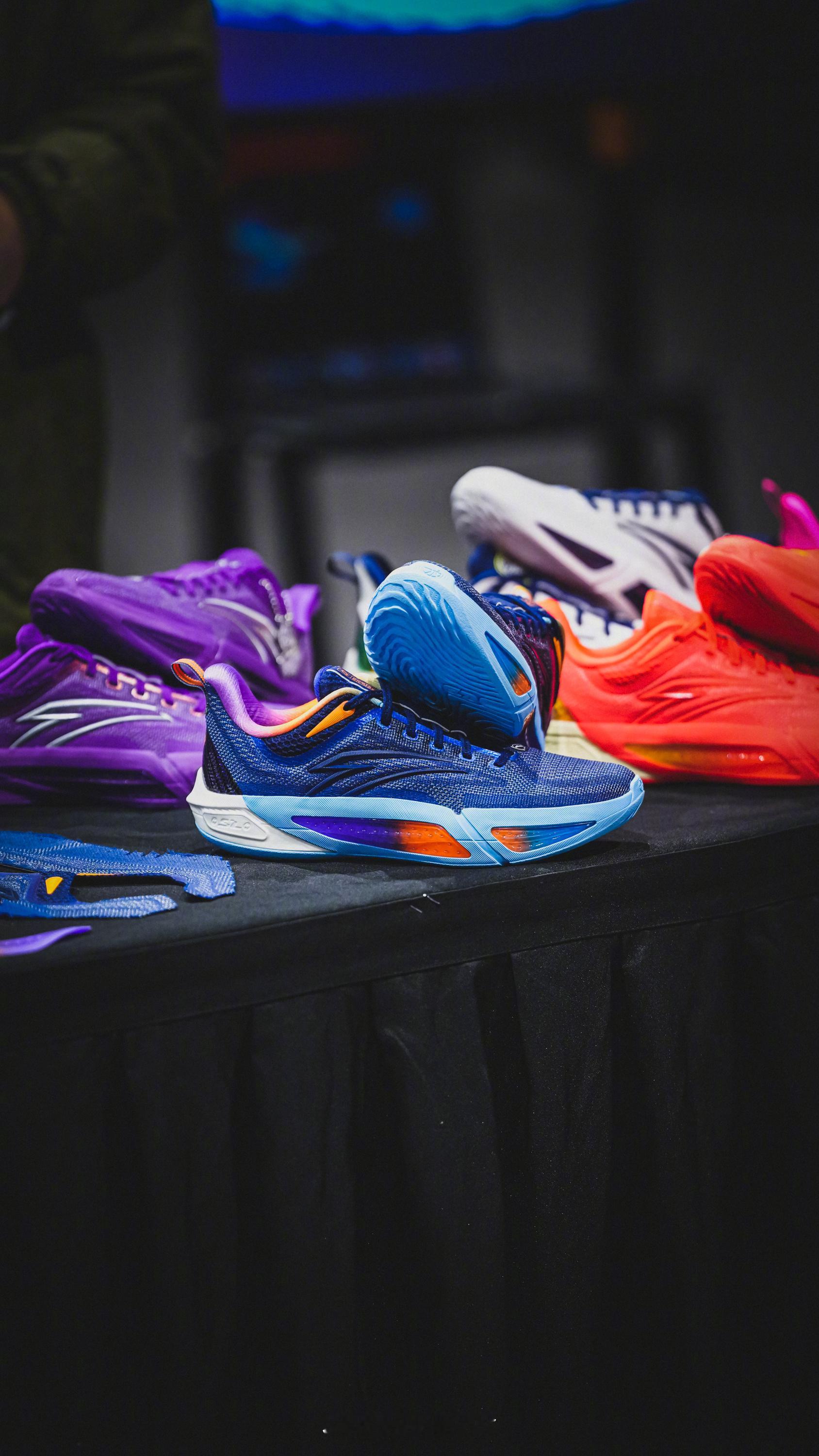 ANTA SWIFT LIGHTNING 7安踏篮球矩阵「突破」定位鞋款——速决