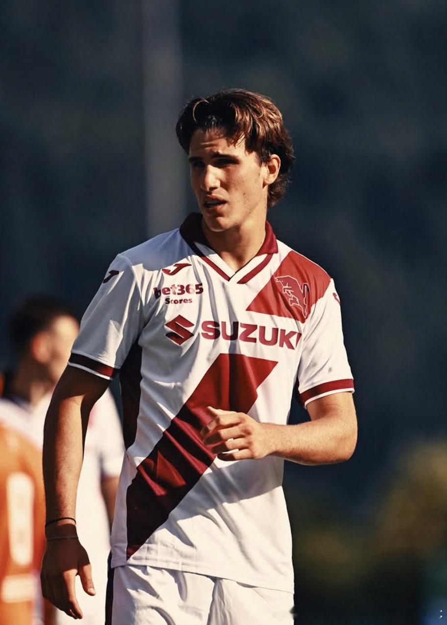阿牛新球衣首次亮相😍🐂Torino FC都灵足球俱乐部